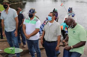 Delegatie Volksgezondheid bezoekt Boven-Suriname (002)