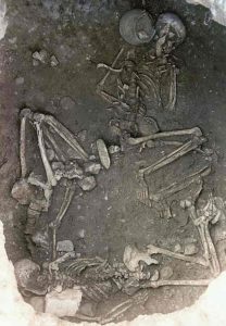 12 Ancient-skeletons-unearthed-in-France-reveal
